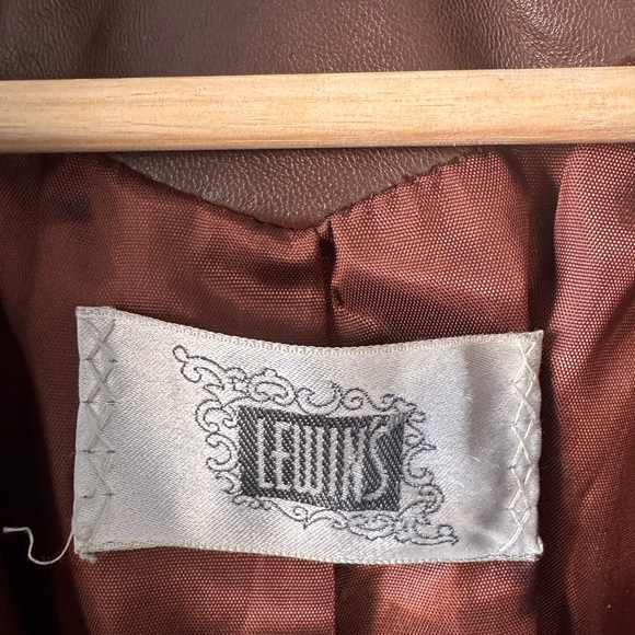 Vintage 70s Luxury Brown Genuine Leather Coat with Large Fur Collar Size XS - Picture 3 of 9